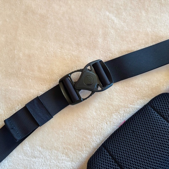 KAVU 90’s Design Fannypack / Waistbag - Picture 4 of 4